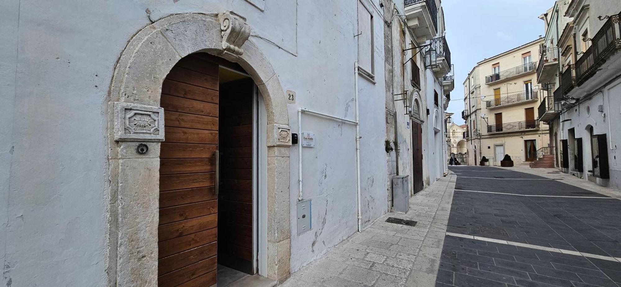 Mikhael Apartment Monte Sant'Angelo Bagian luar foto